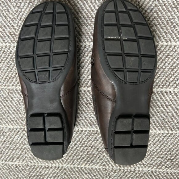 Boys Brown Shoes Nordstrom like new - Picture 4 of 16